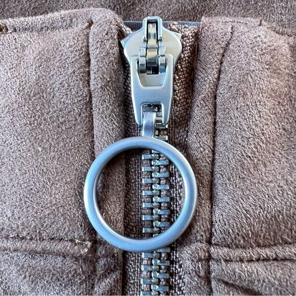 Maurices Mocha Brown Vegan Faux Suede Full Zip Boho Mini Skirt SZ 6 - Picture 11 of 12